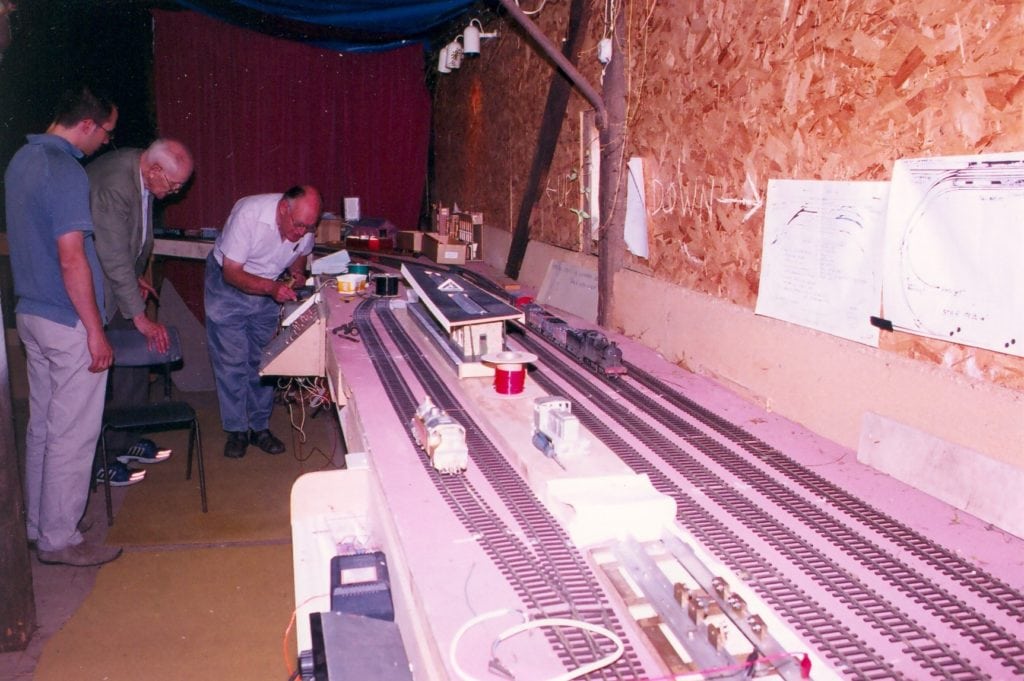 Philip Moody, Tiny Morle & Ron Steward getting to grips with the junction's electrics [Rob M]