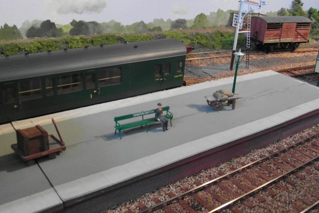 ekogg's Edington layout at Faversham Model Railway Club's exhibition [ Ron & Ross ] September 12th 2015