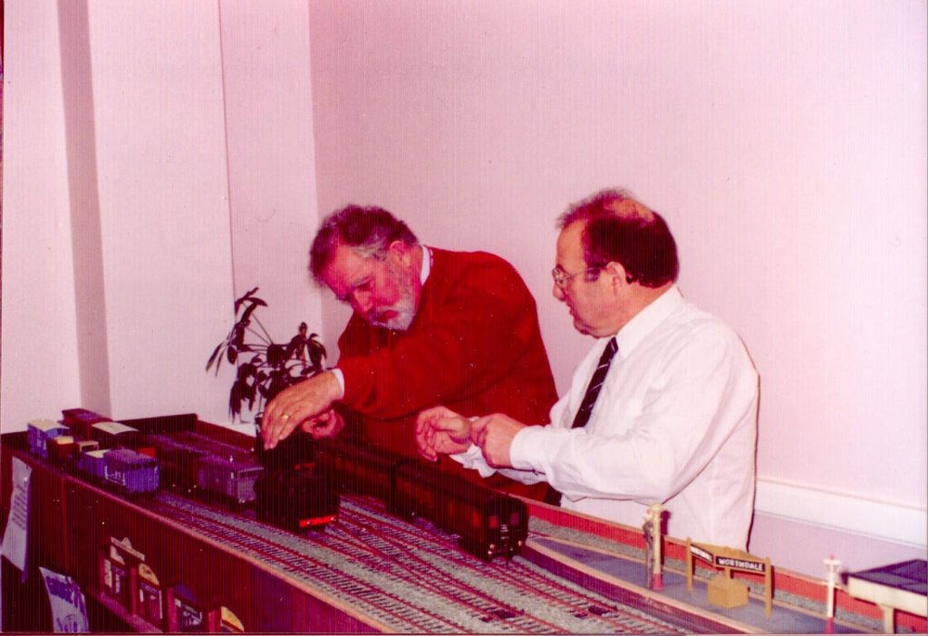EK0GG - Colin Curtis and John Strong operating John's layout - circa 1997