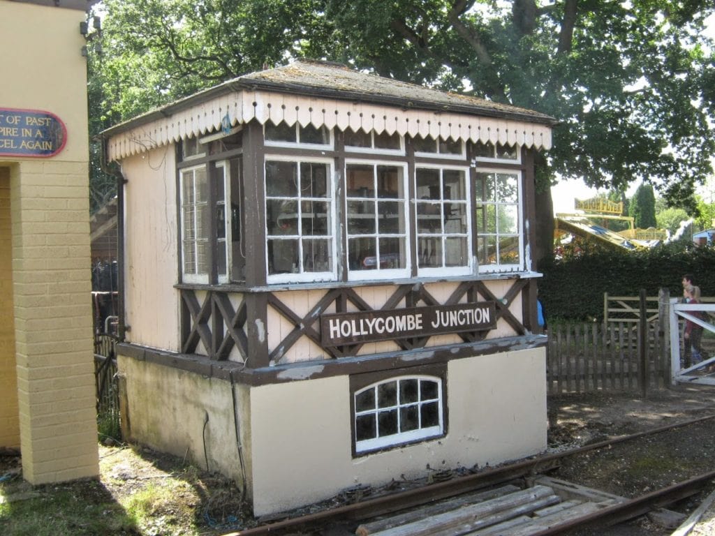 Hollybourne Junction / ex-LSWR signal cabin [Rob M] August 4