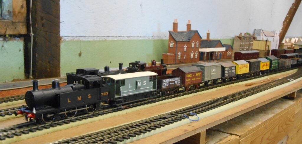 ekogg - Maurice's MR freight seems to serve the Cheshire salt works - June 6 [Rob M]