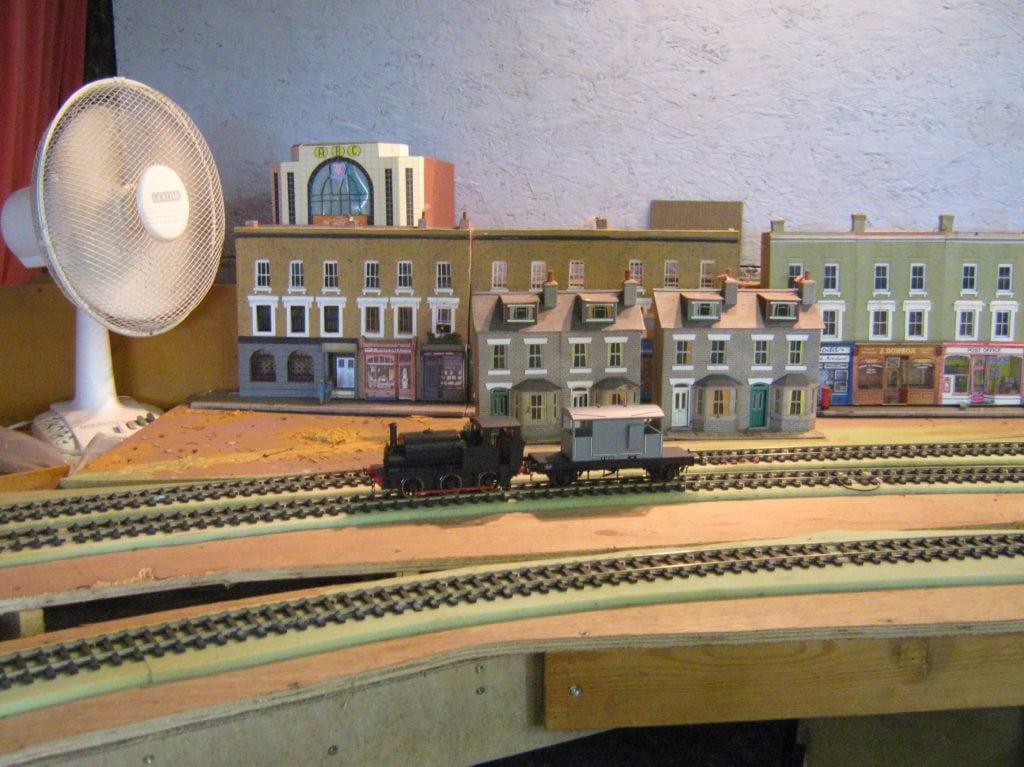 ekogg layout - July 19th - On the hottest of days Ross sends out a saddle tank and brake van [Rob M]