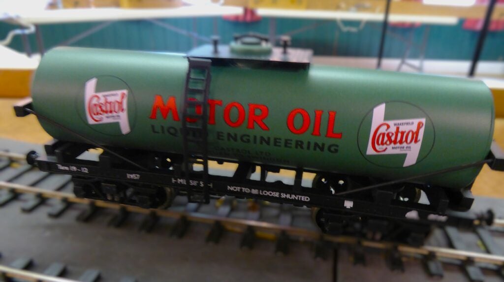 EKOGG 240918 Bogie tank wagon Castrol oil Roger H