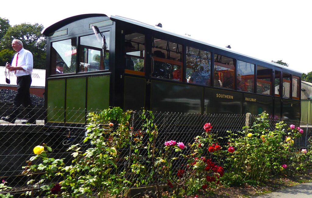 IOW Drewry railcar replica Haven Street (2) Aug 2024