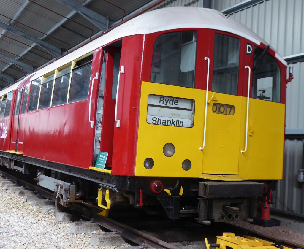 IOW Former Tube train Haven Street Aug 2024