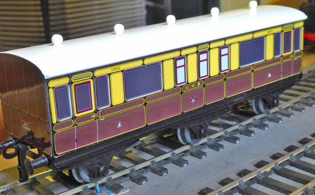 EKOGG 250416 GWR tinplate 6 wheel saloon Stuart