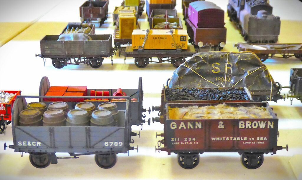 EKOGG 250426 a variety of loaded wagons Bill & Graham