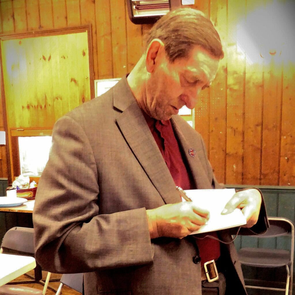 EKOGG 250507 John D taking notes