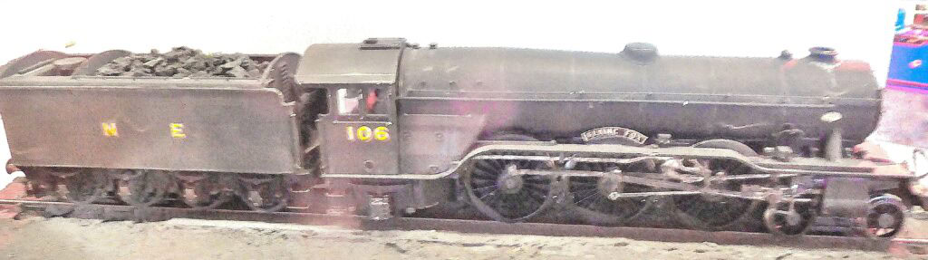 EKOGG 260107 LNER 4-6-2 106 Flying Fox Dave B