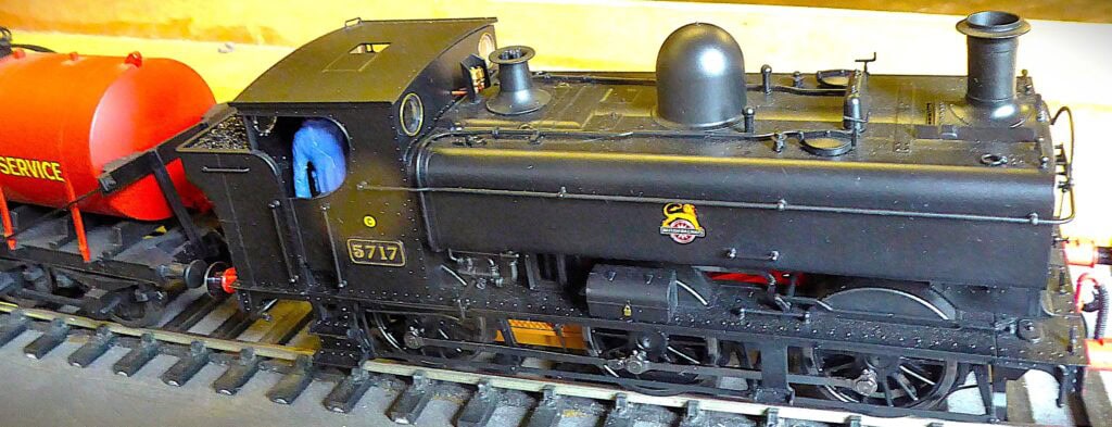EKOGG 260414 GWR 57xx Pannier 0-6-0T 5717 Rob