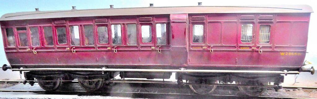 EKOGG 260603 Ex-GWR bogie Brake third Tim