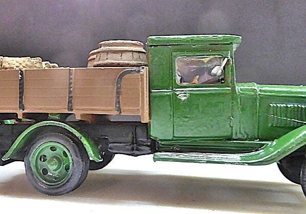 open lorry with barrells David Gr